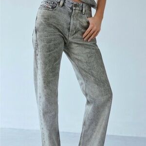 Diesel 1988 D-ARk S-7 jeans in a grey wash